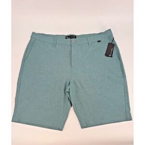 Travis Mathew Sand Harbor Style# 1MW397 Lifestyle Performance Shorts Size 40‎